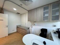 Gleneagles Hospital (D10), Retail #459355671
